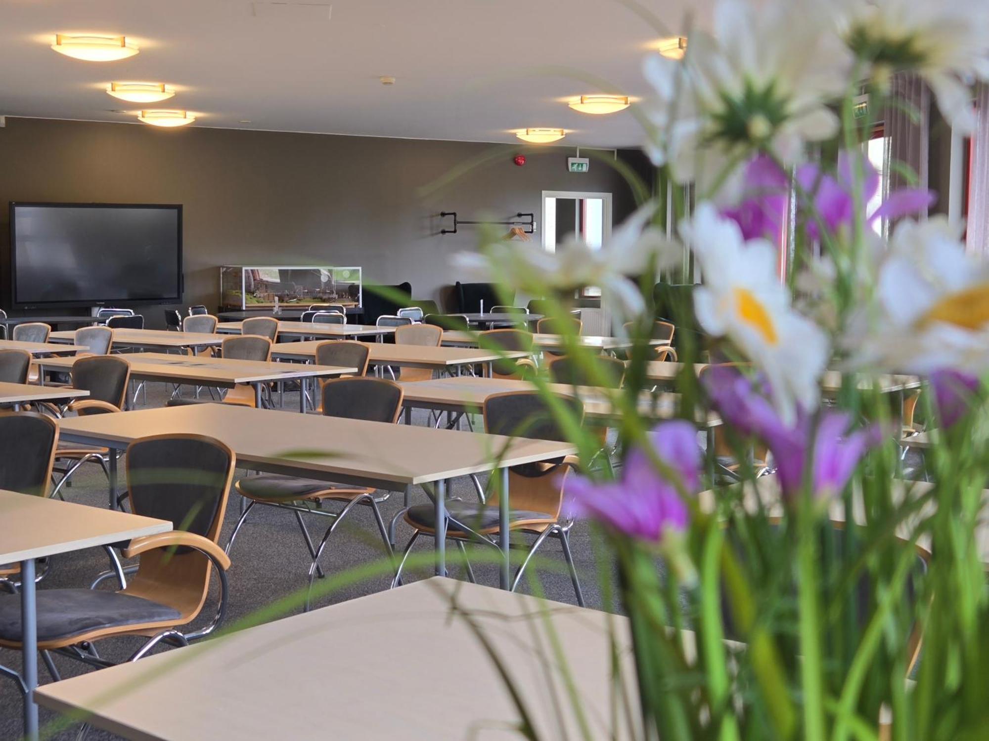 Hotel Norrqvarn & By Vaenerport 3*
